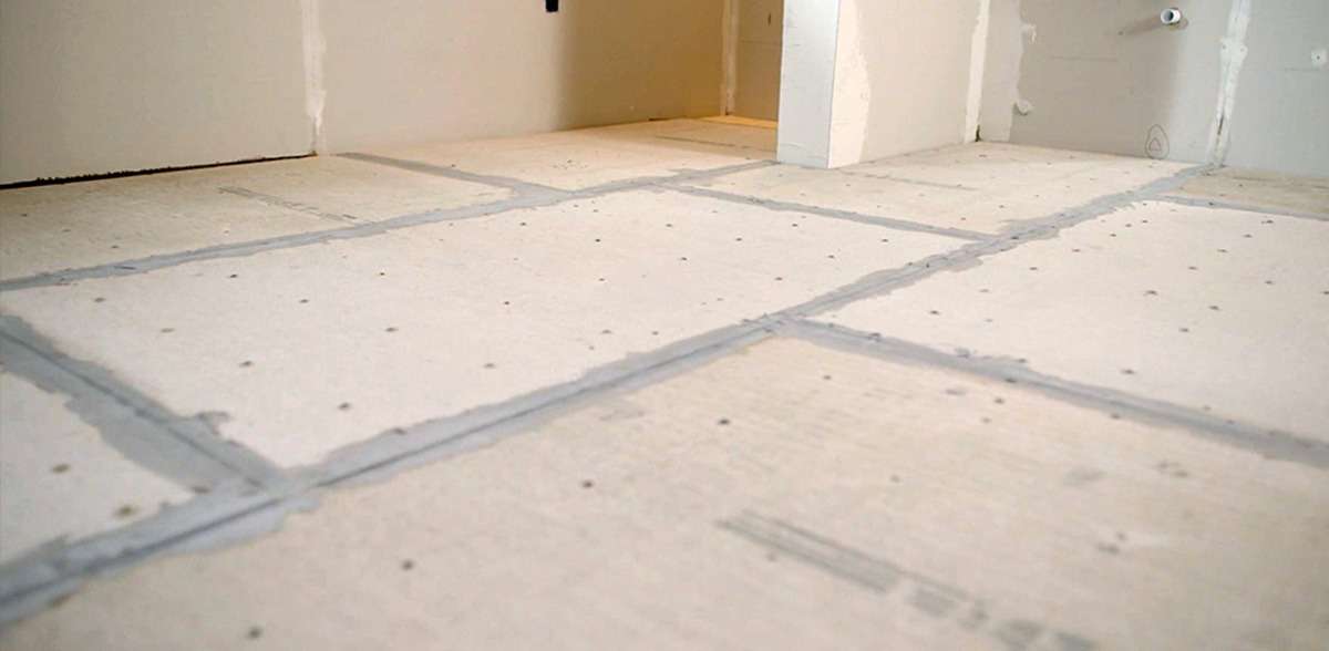 Chalk Lines or Guide Boards Chalk Lines or Guide Boards